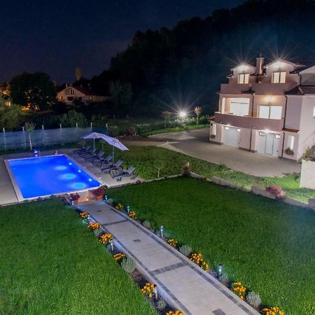 Green Paradise Estate Trilj Екстер'єр фото