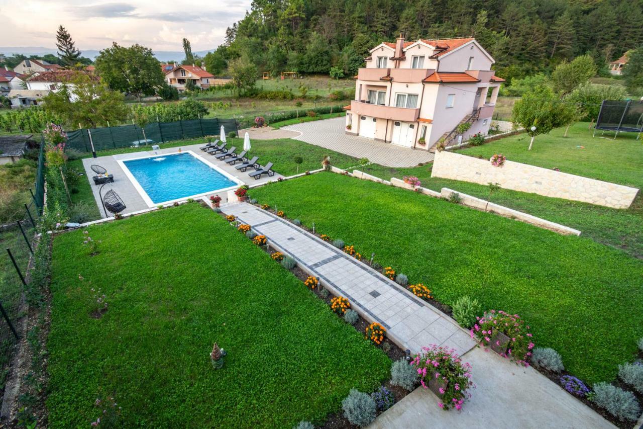 Green Paradise Estate Trilj Екстер'єр фото