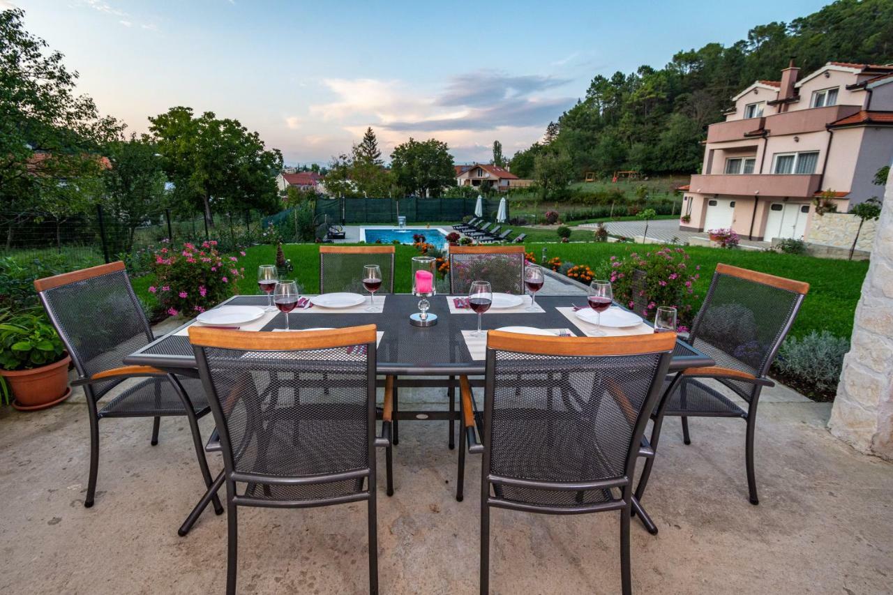 Green Paradise Estate Trilj Екстер'єр фото
