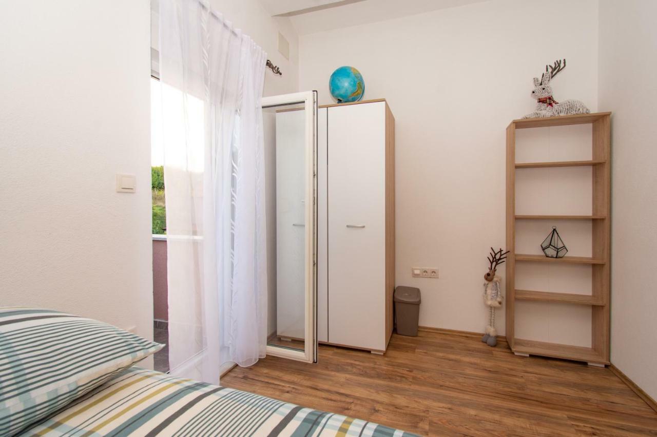 Green Paradise Estate Trilj Екстер'єр фото