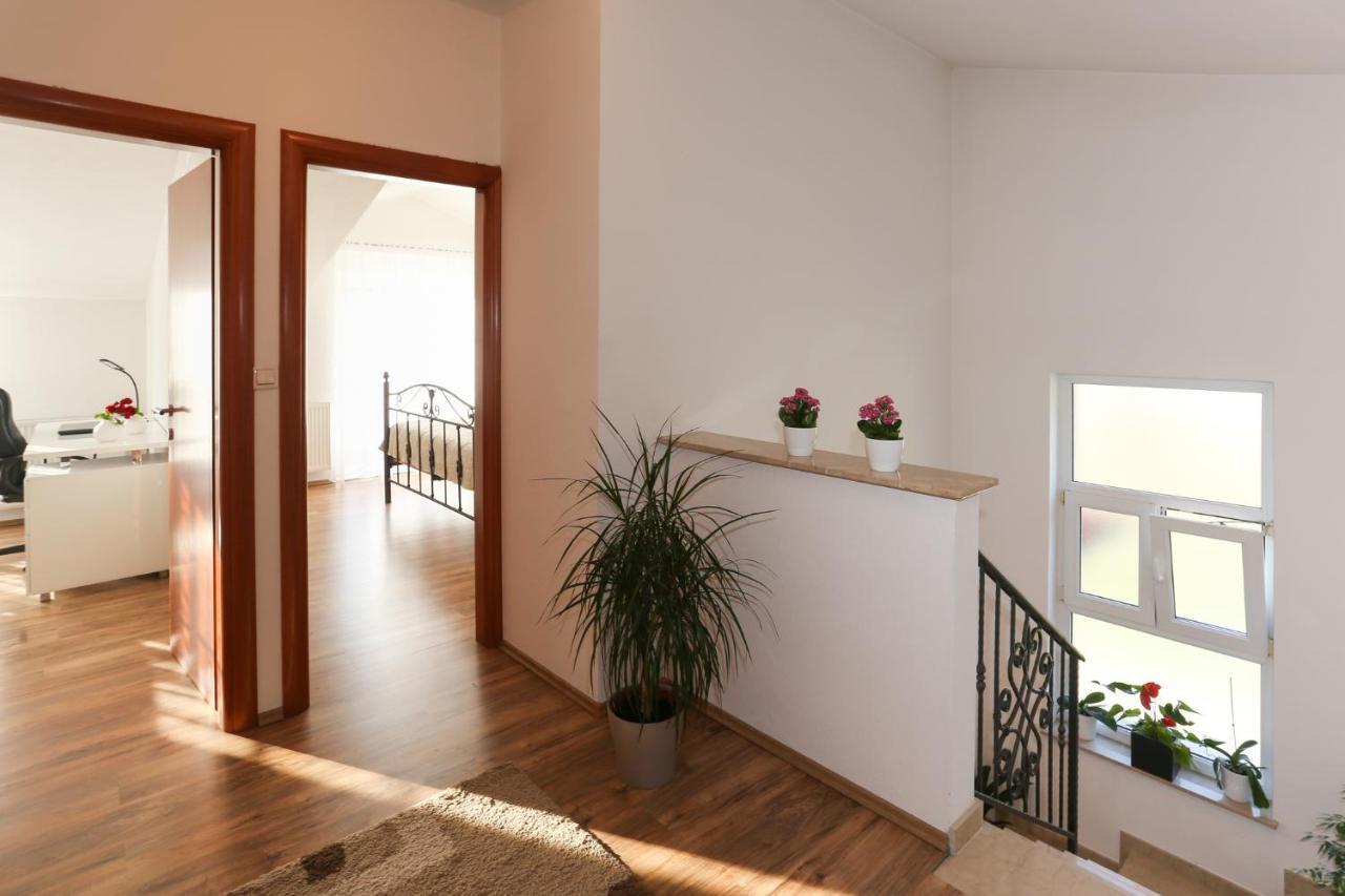 Green Paradise Estate Trilj Екстер'єр фото