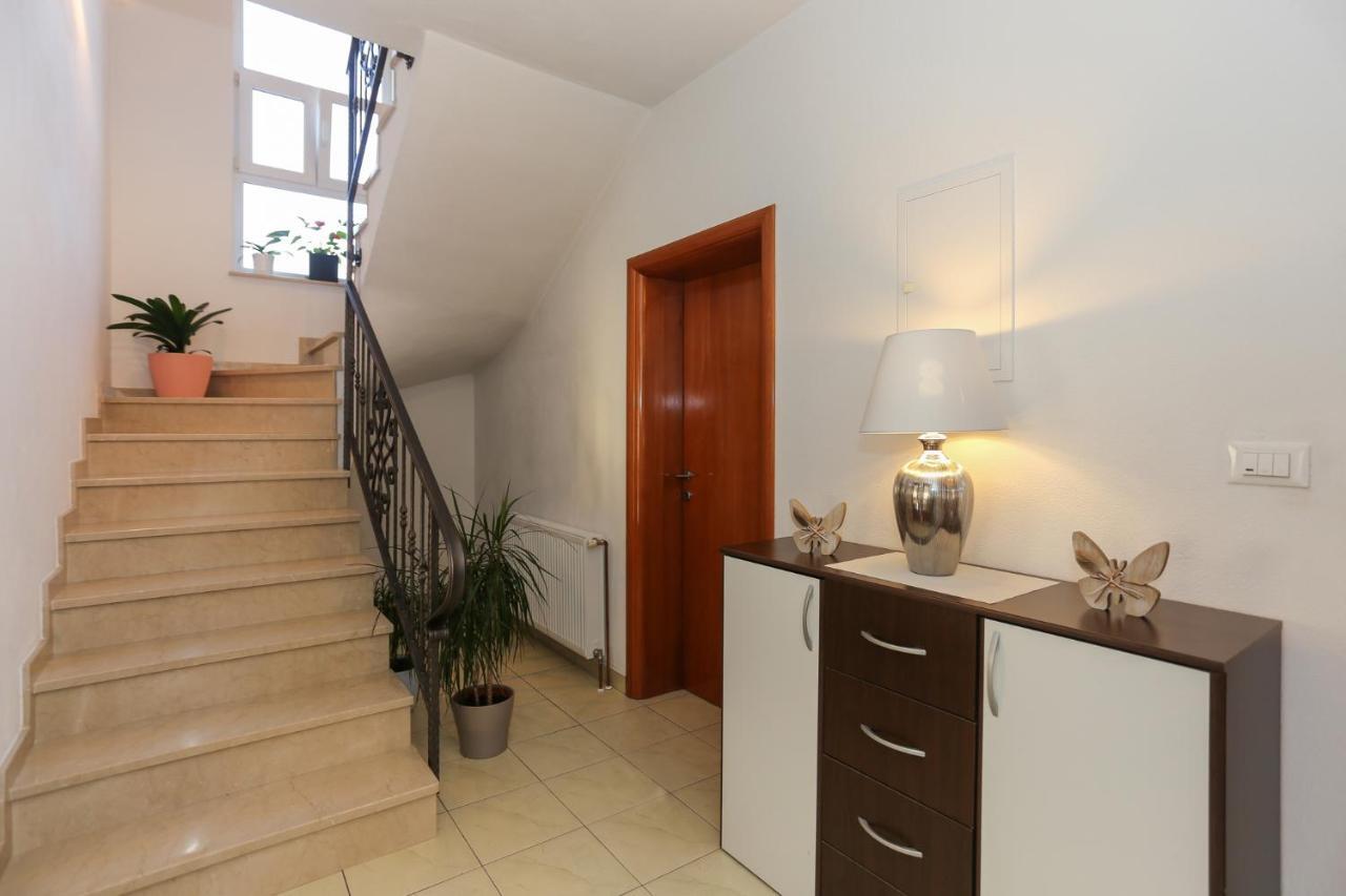 Green Paradise Estate Trilj Екстер'єр фото